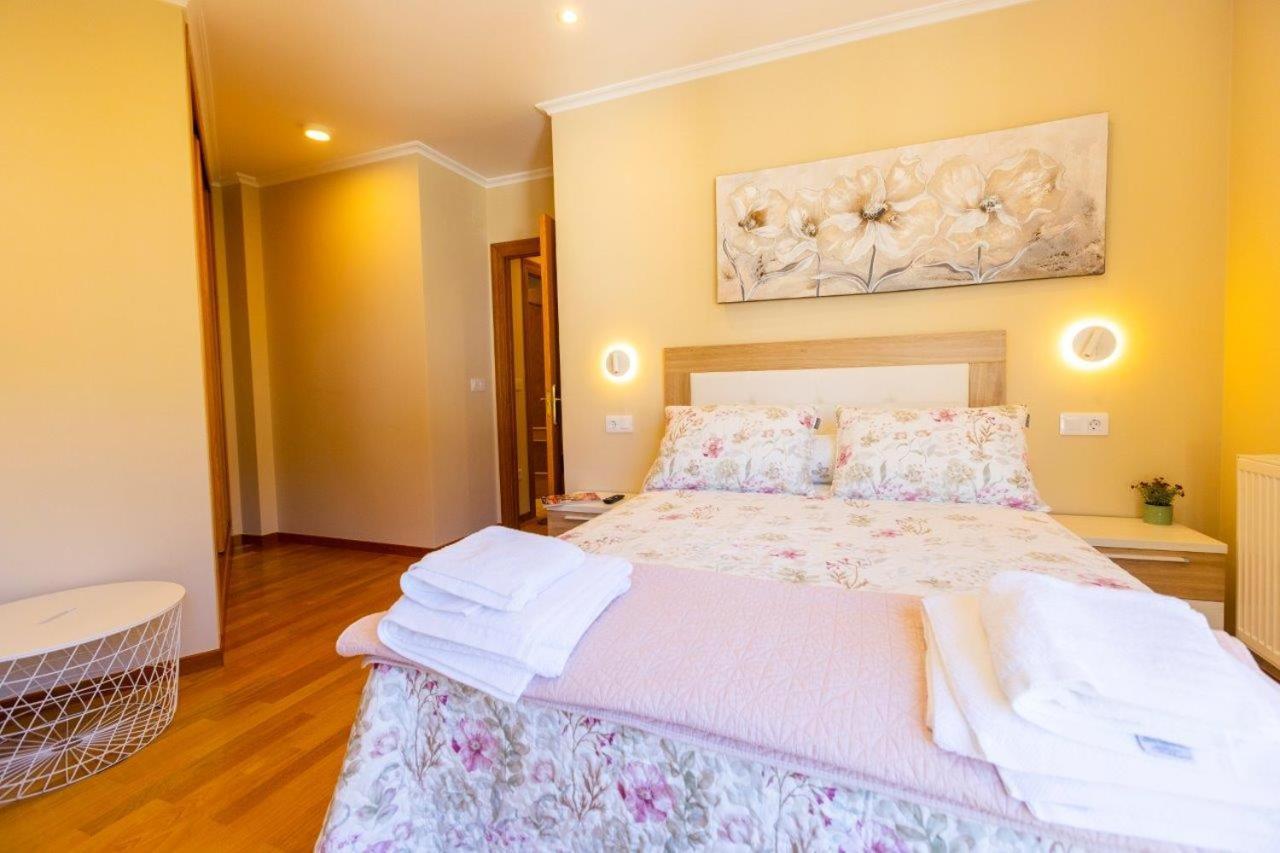 Apartamentos Riamar 2 Ribadeo Exteriér fotografie