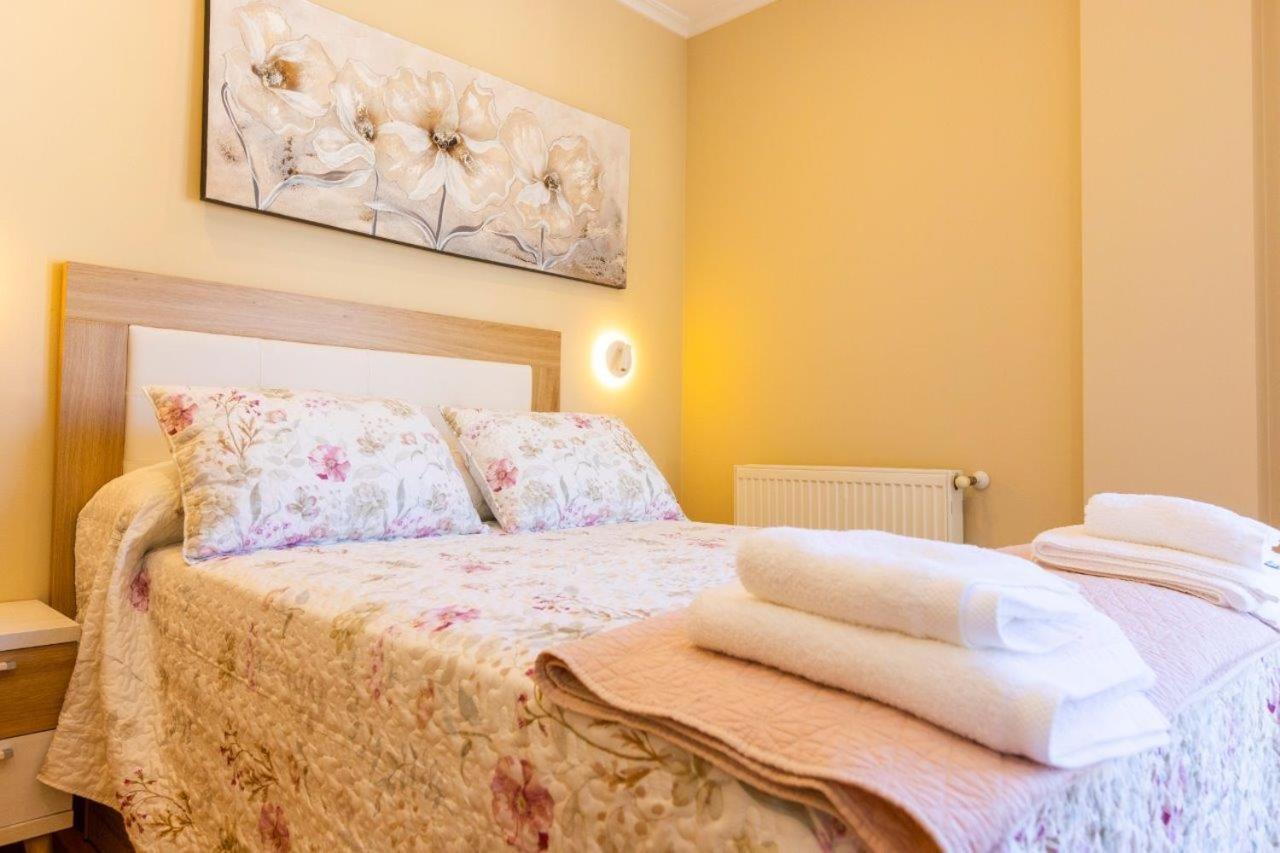 Apartamentos Riamar 2 Ribadeo Exteriér fotografie